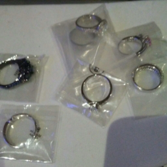NEW RING LOT OF 3 - Picture 4 of 4
